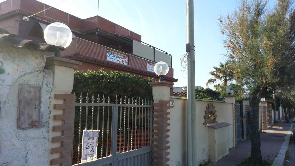 Bb Fly And Beach Fiumicino Exterior photo