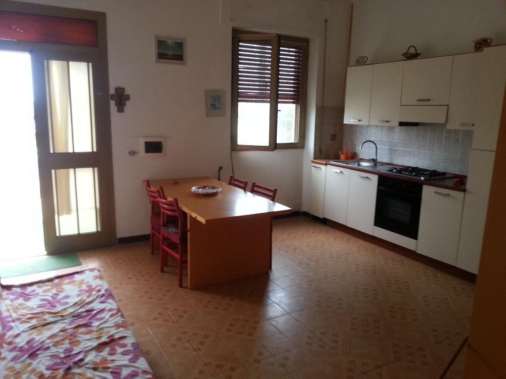 Bb Fly And Beach Fiumicino Room photo